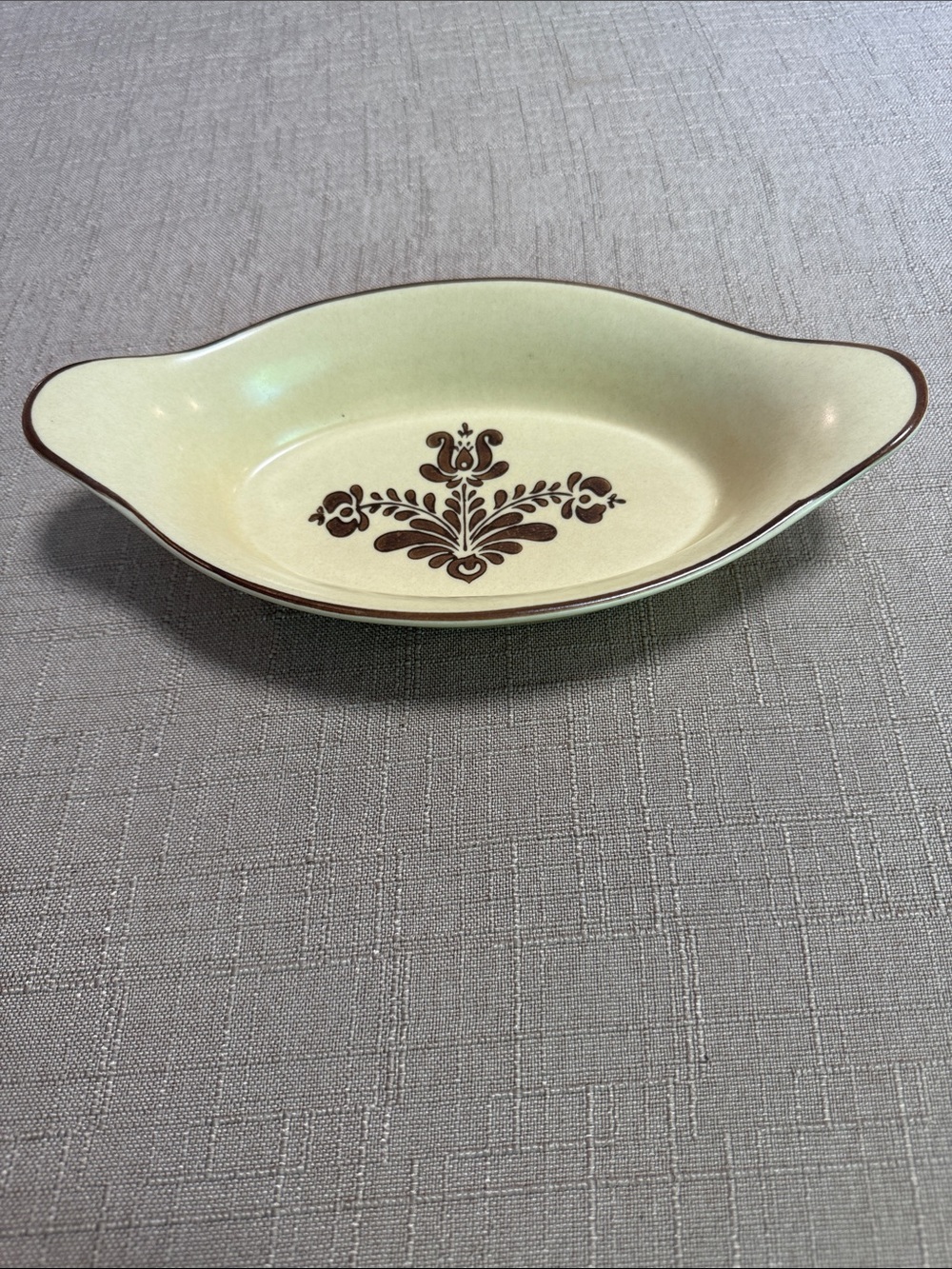 Pfaltzgraff Village Pattern Augratin Stoneware Dish entertaining cookware
